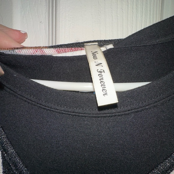 Modest 3pc outfit Now& Forever Black& Cream Floral Long Sleeve tunic, skirt set - Picture 3 of 6